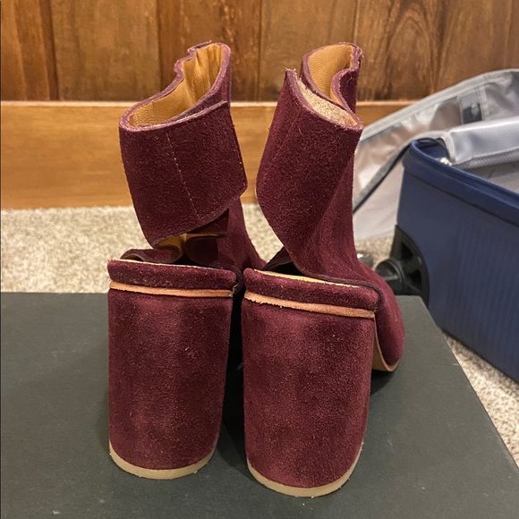 6 A Detacher leather suede heels Burgundy Ankle Booties - Picture 3 of 8